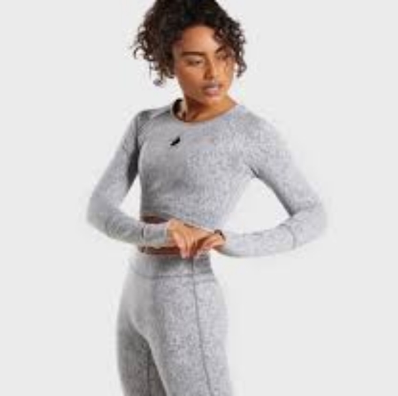 Gymshark Tops - NWT Gymshark Crop